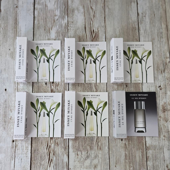 6× Issey Miyake Women's Sample set - Picture 1 of 2